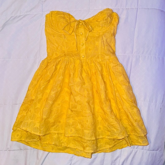 White Fox Boutique Flowers In The Rain Mini Dress - Picture 4 of 7